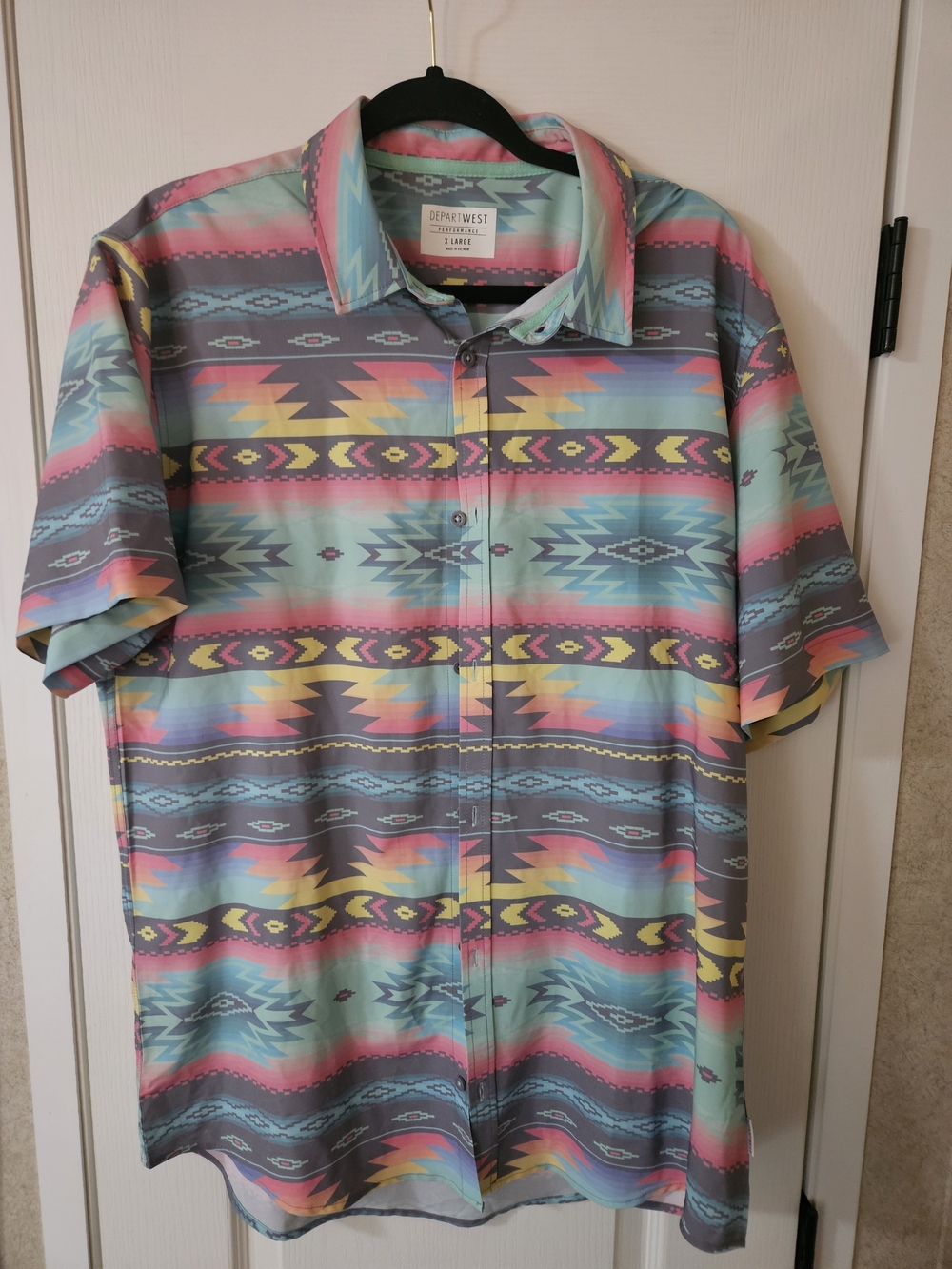 Departwest Men’s Short-Sleeve Button-Down Aztec Shirt in Teal & Pink